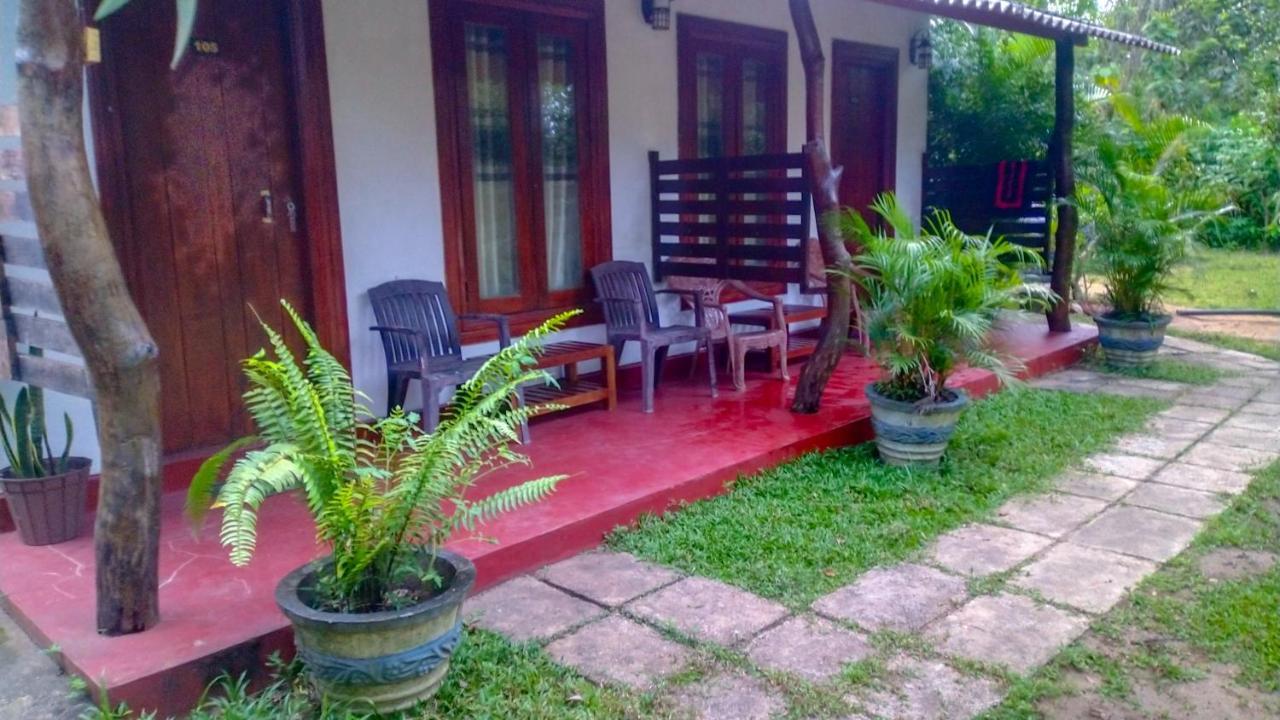 Gangula Eco Lodge Σιγκιρίγια Εξωτερικό φωτογραφία